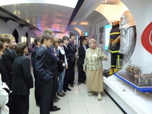 21 сентября 2011г. учащиеся 8а класса посетили музей главного управления МЧС России по Саратовской области